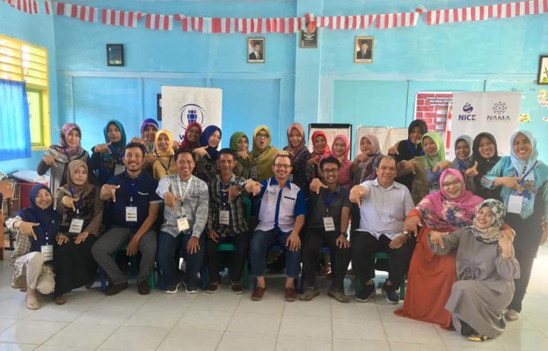 Read more about the article Dapat Hal Baru dari WAFAA Indonesia, Guru SMA 7 Tak Sabar Ingin Terapkan di Kelasnya